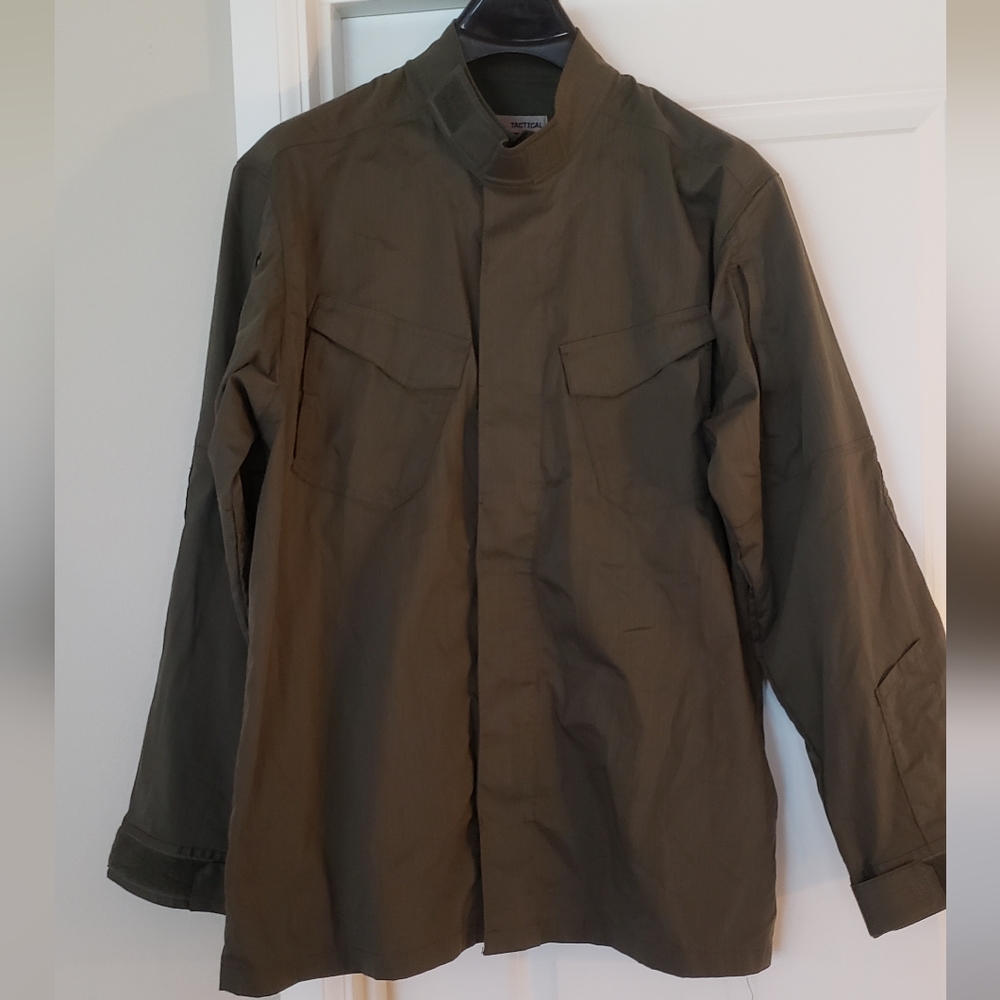5.11 Tactical Stryke TDU shirt, Large, Ranger Green